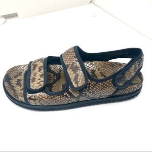 NWOT Freda Salvador KLARA Sandals BROWN SNAKE